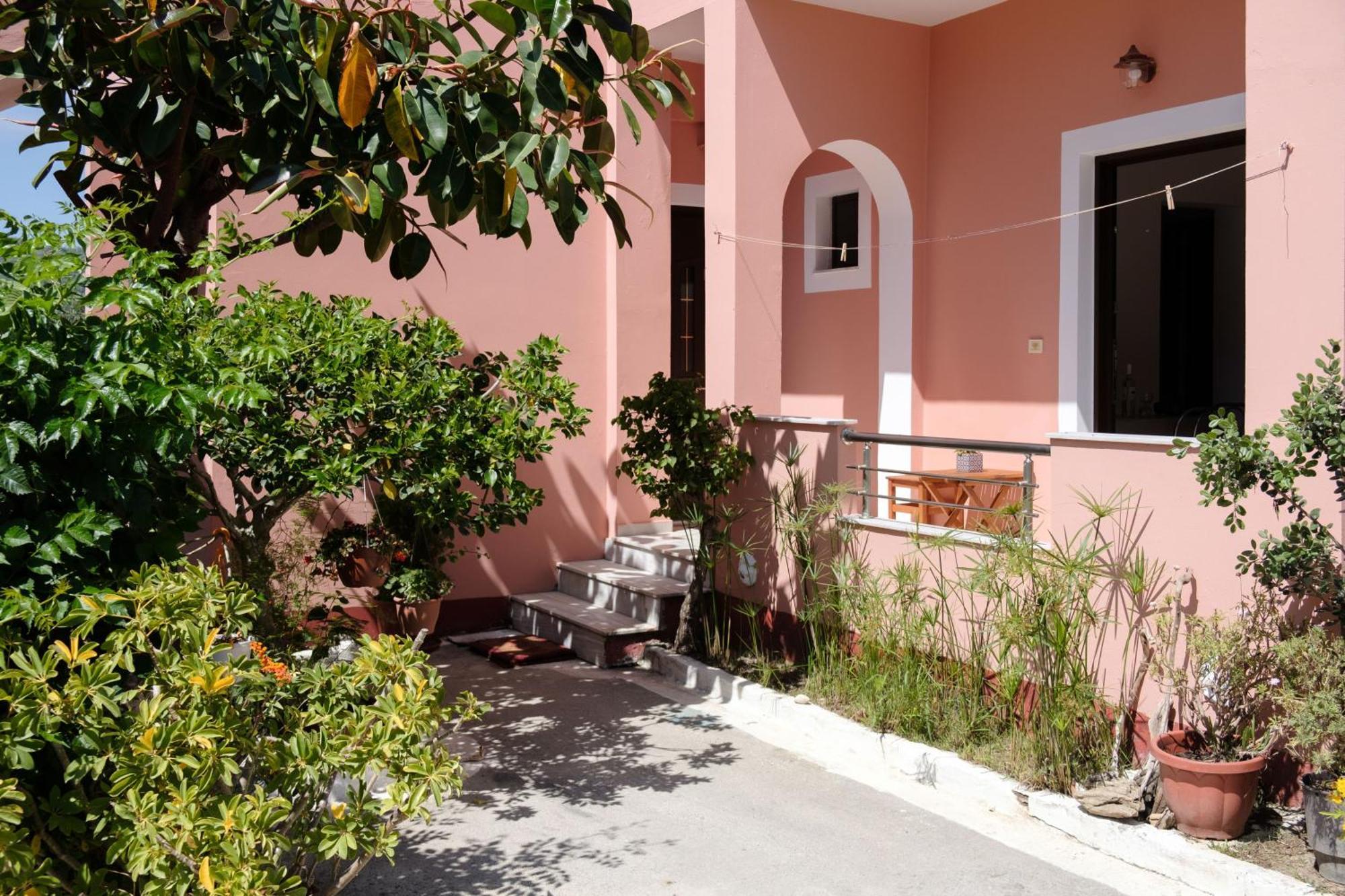 Mouzakitis 4 Apartment Arillas (Corfu)